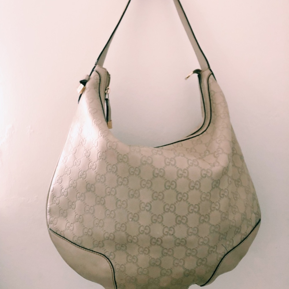 By: Gucci tan leather hobo purse